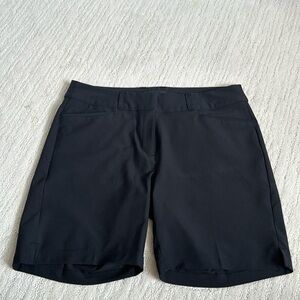 Adidas black size 10 GOLF SHORTS Bermuda zipper with pockets